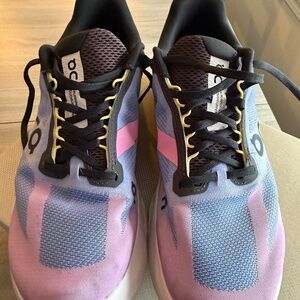 On- Cloudsurfer Next Women's